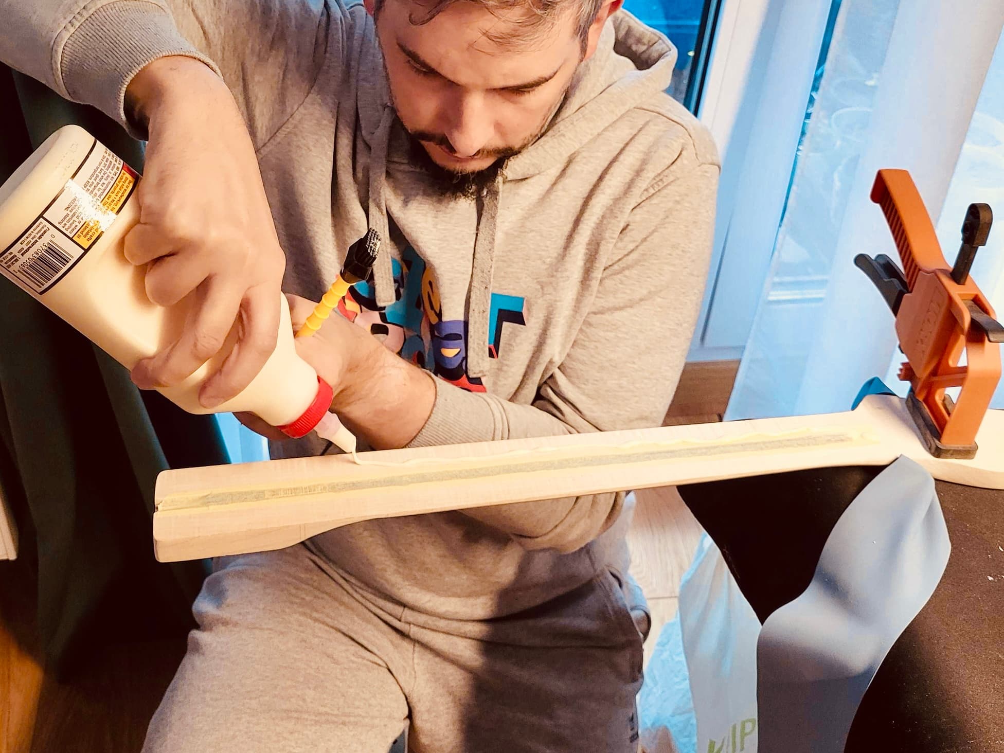 Gluing the neck