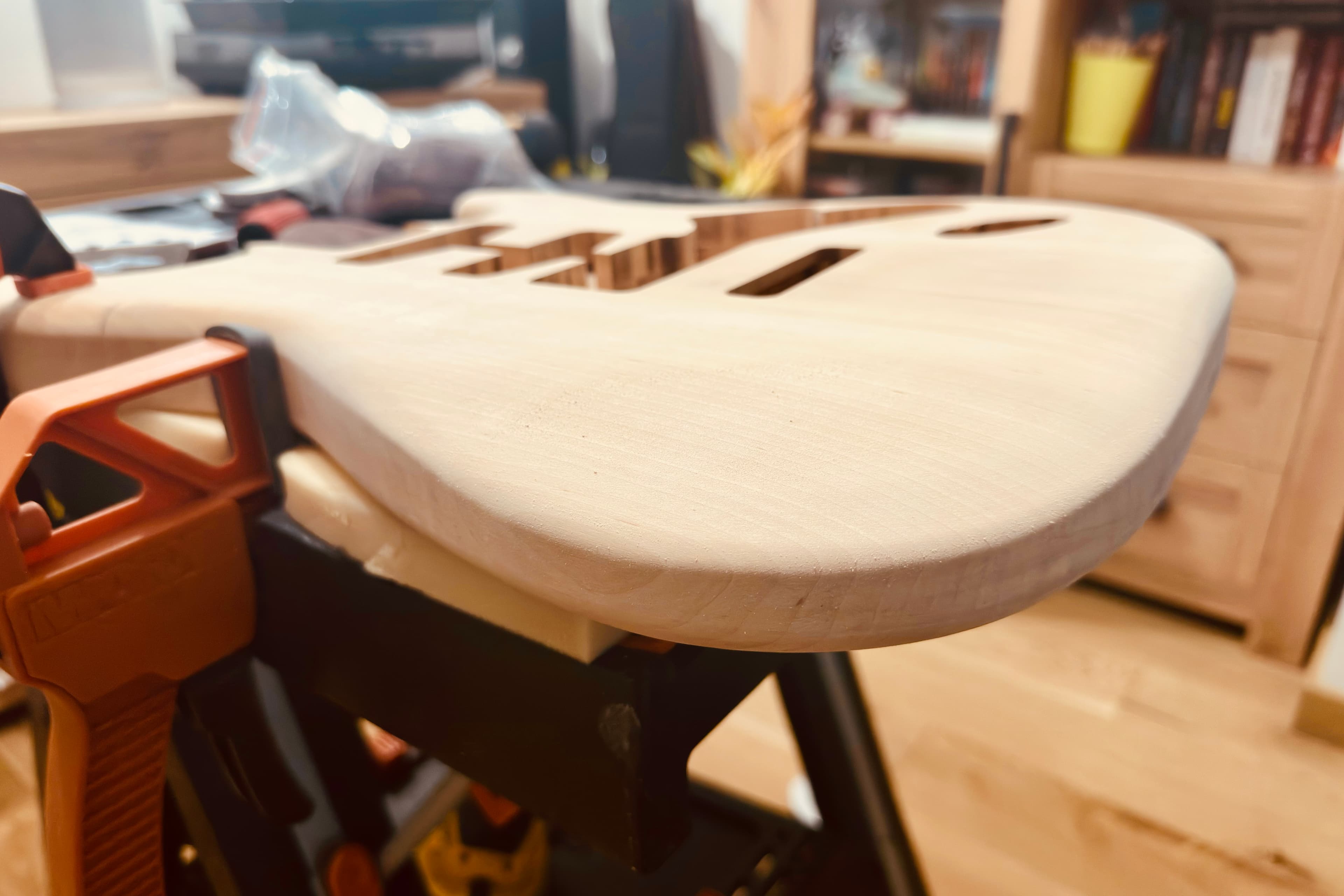 First stratocaster, part 2: cutting the body - sawdust, noise, and a few lessons